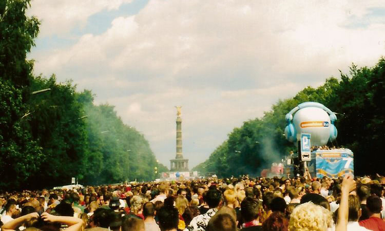 Sex auf der Loveparade - sexgeschichten.de